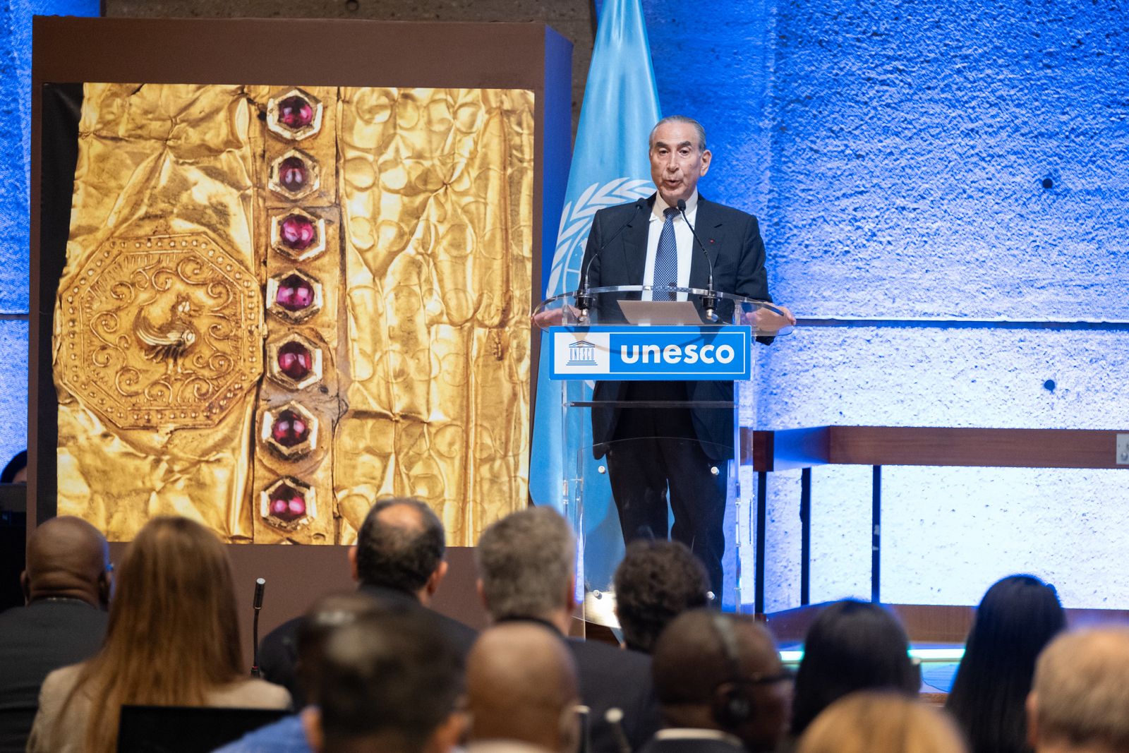 Professor Sir Nasser David Khalili Announces Collaboration on UNESCO’s Memory of the World